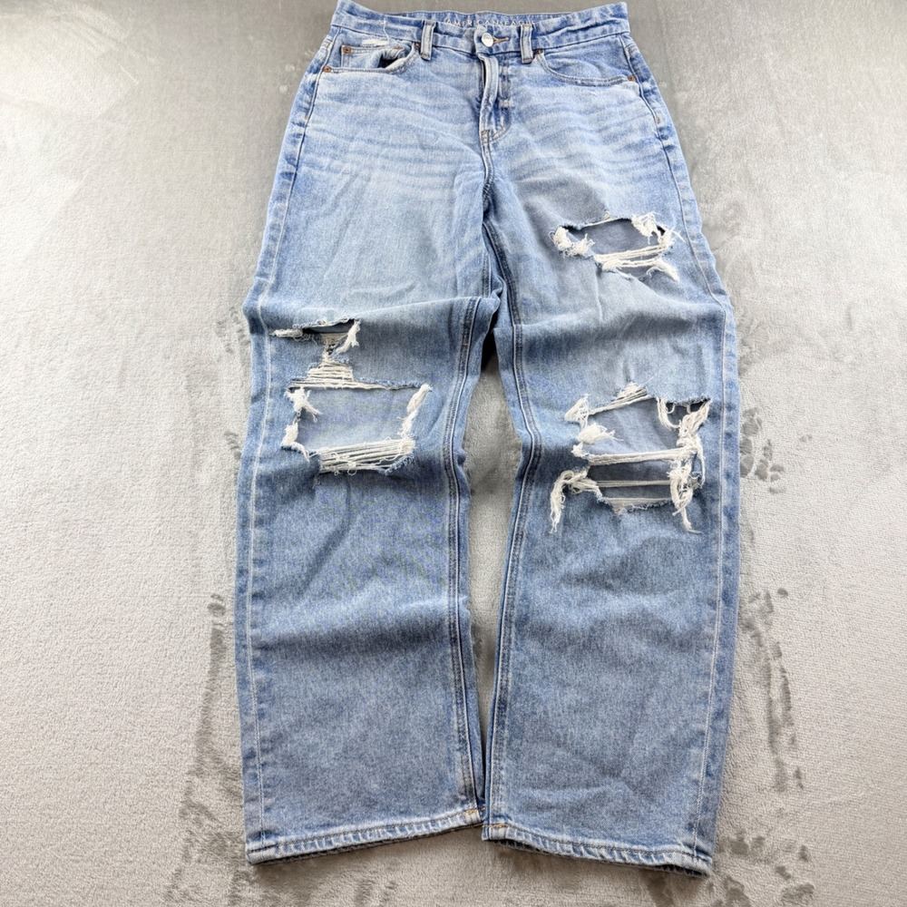 American Eagle Women's 4 Curvy 90s Straight Jeans Light Wash Distressed Ripped